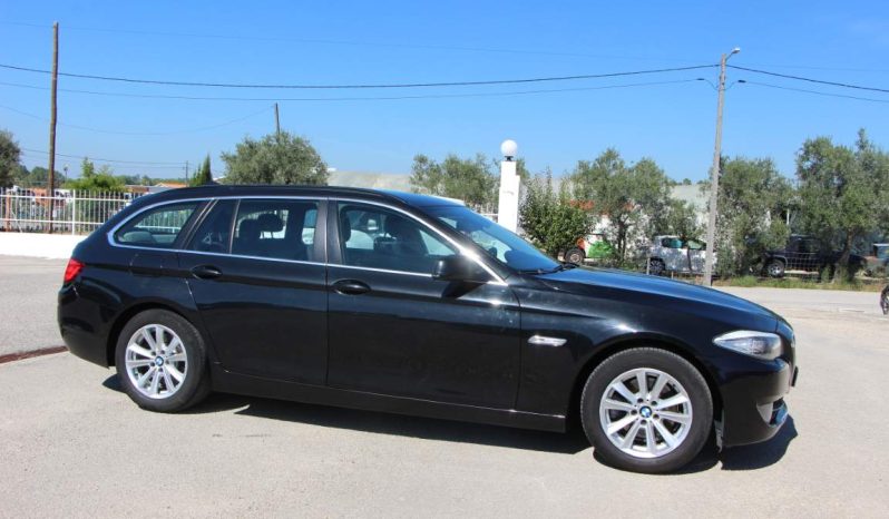 
								BMW 520 D Touring full									