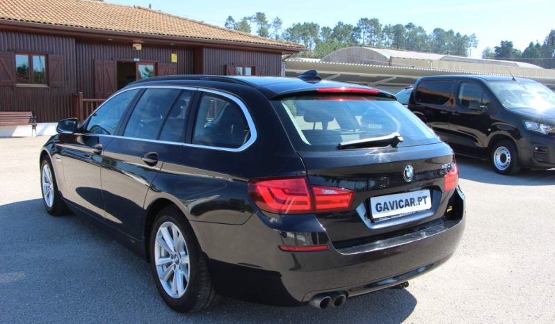 
								BMW 520 D Touring full									