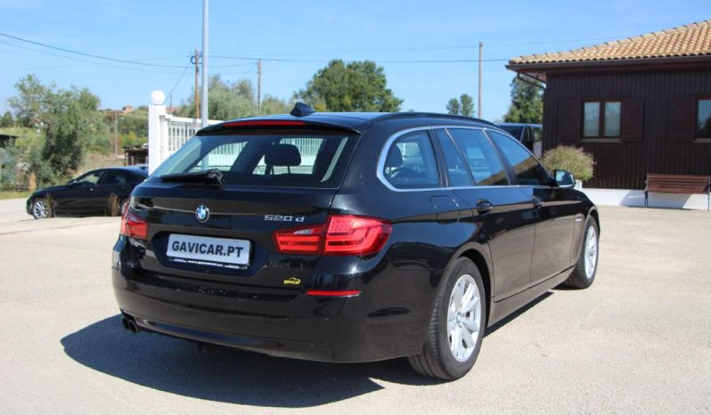 
								BMW 520 D Touring full									
