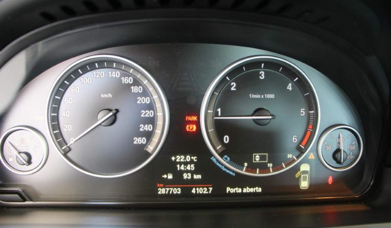 
								BMW 520 D Touring full									
