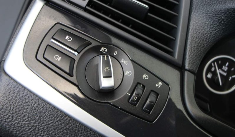 
								BMW 520 D Touring full									