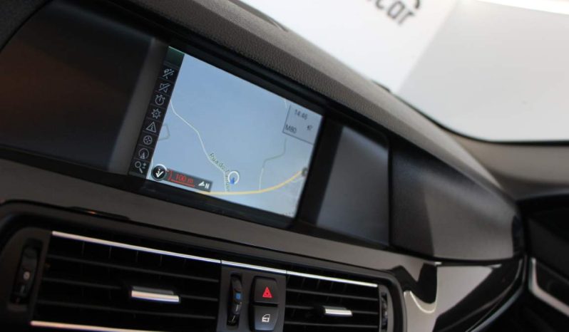 
								BMW 520 D Touring full									