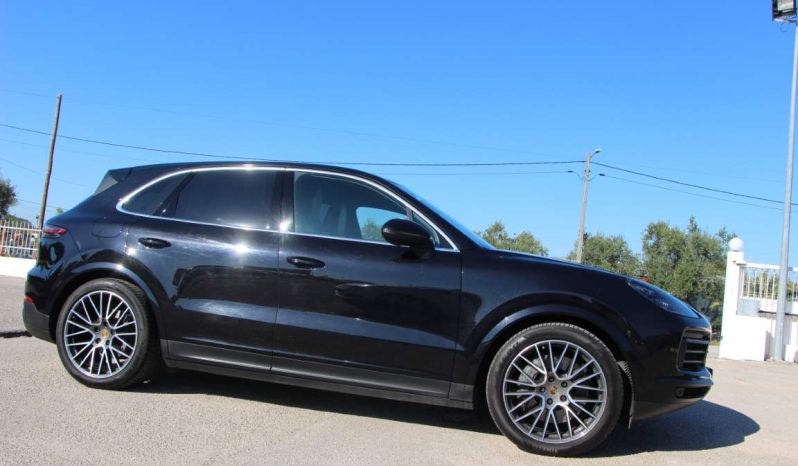 
								Porsche Cayenne full									