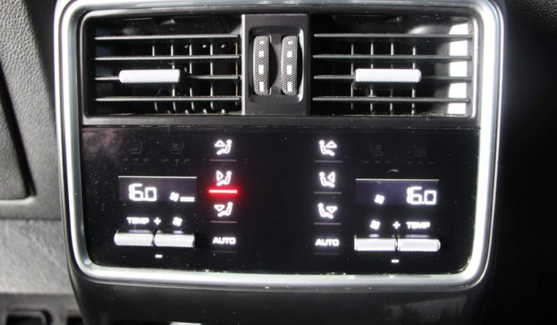 
								Porsche Cayenne full									