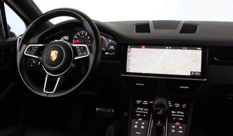 
								Porsche Cayenne full									