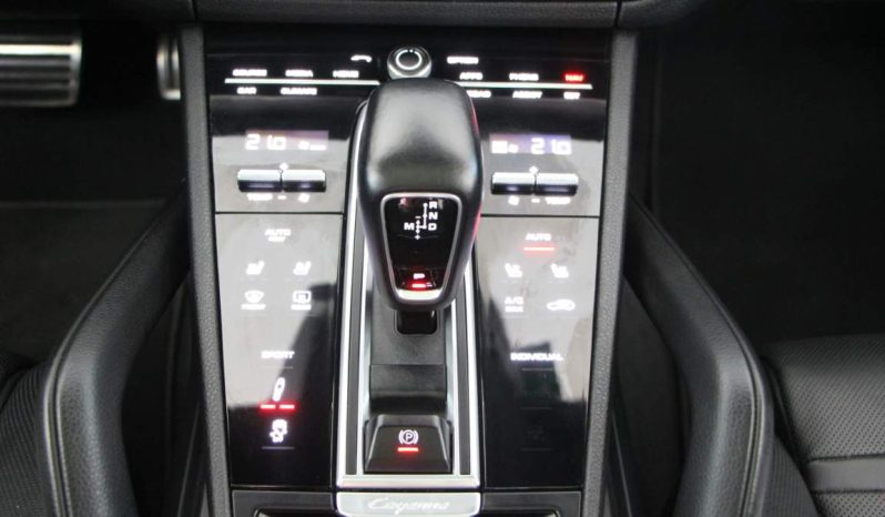 
								Porsche Cayenne full									