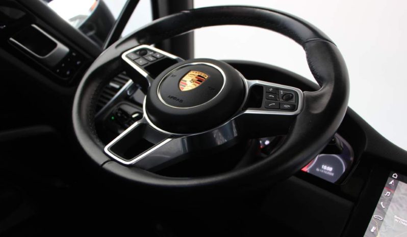 
								Porsche Cayenne full									