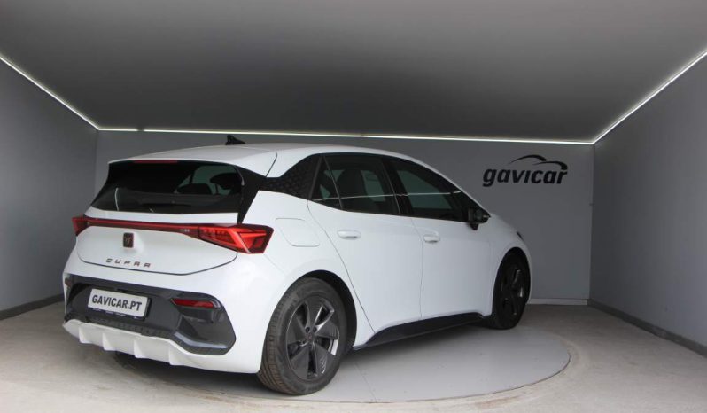 
								Cupra Born full									