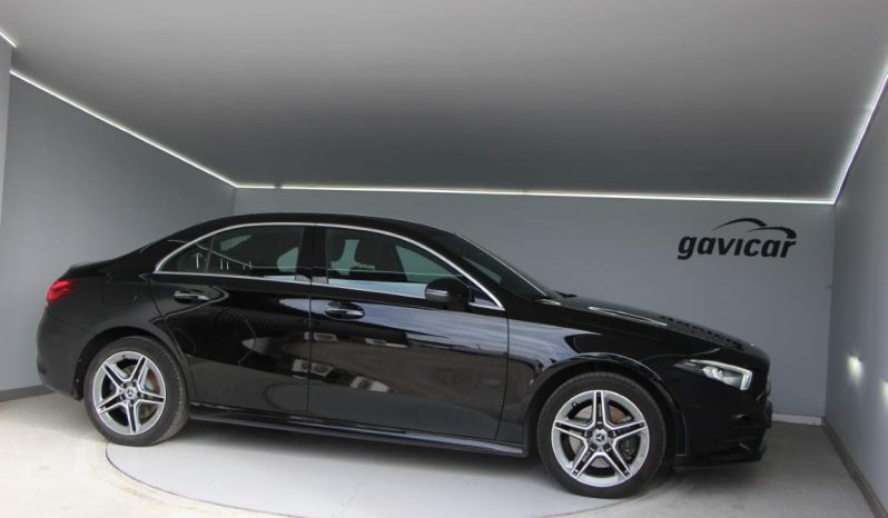 
								Mercedes-Benz A 250e Limousine full									