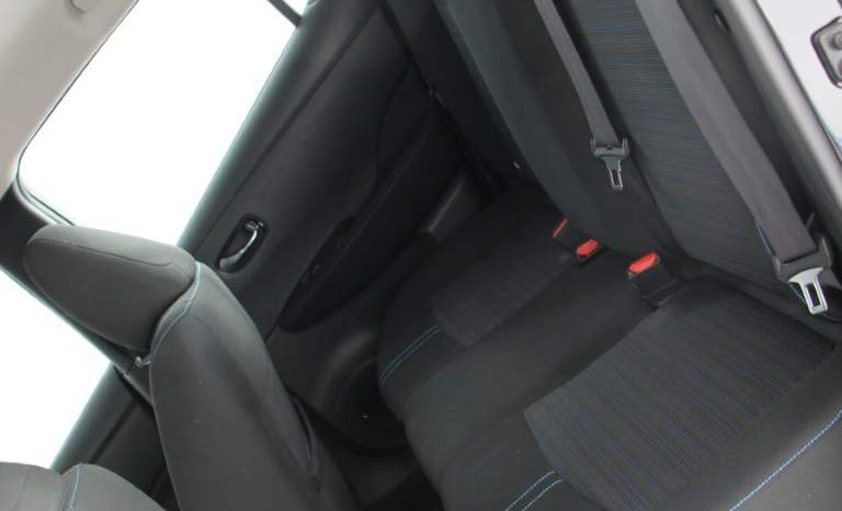 
								Nissan Leaf e+ full									