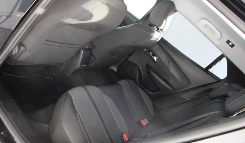
								Peugeot 2008 full									