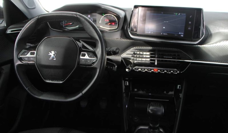 
								Peugeot 2008 full									