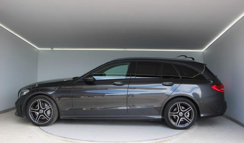 
								Mercedes-Benz C300 de Station full									