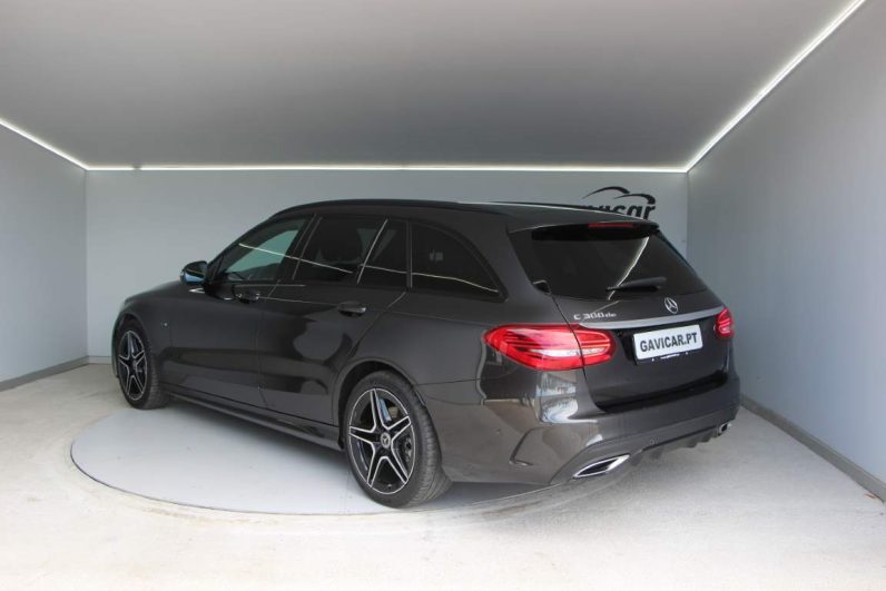 Mercedes-Benz C300 de Station