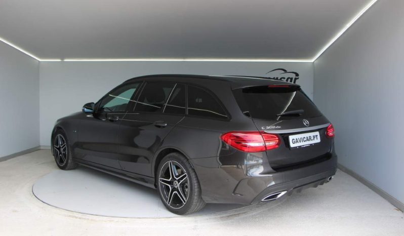 
								Mercedes-Benz C300 de Station full									