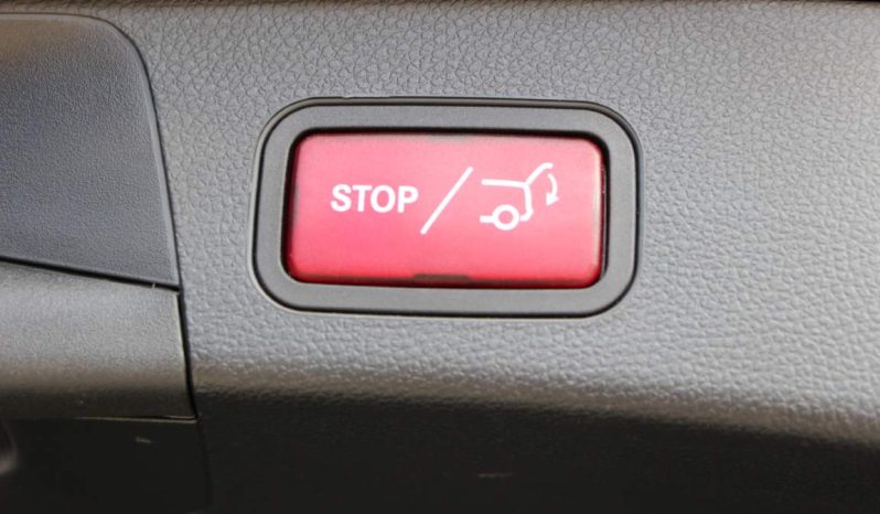 
								Mercedes-Benz C300 de Station full									