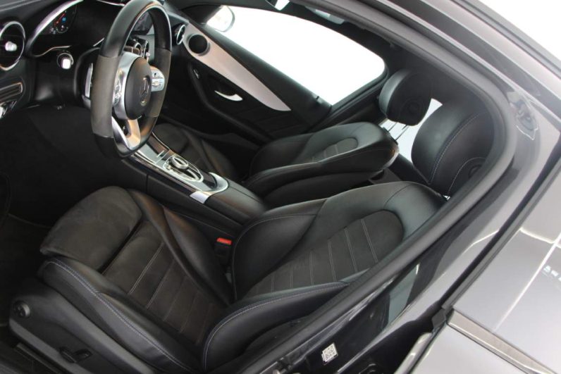 Mercedes-Benz C300 de Station