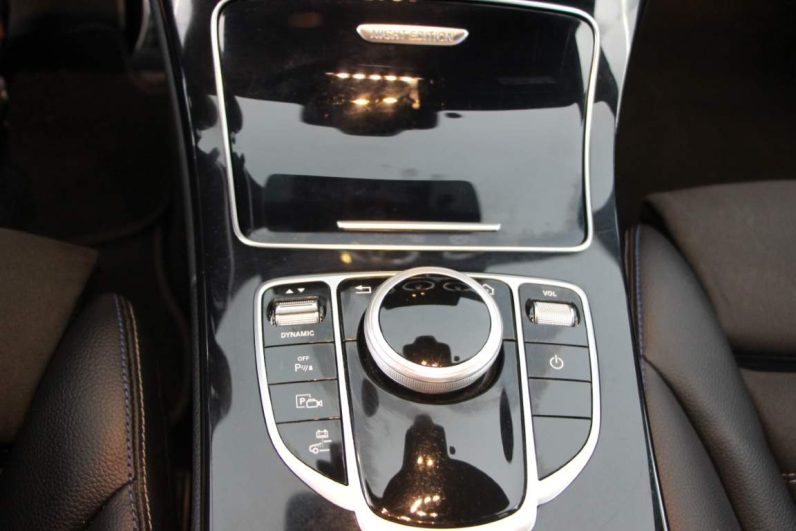 Mercedes-Benz C300 de Station