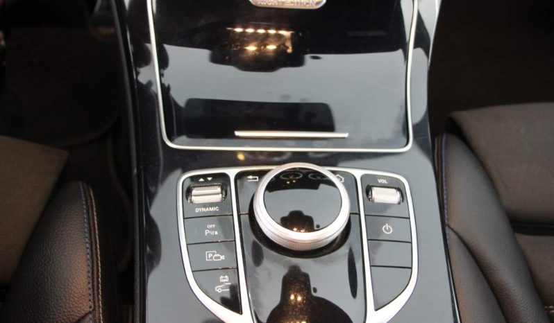 
								Mercedes-Benz C300 de Station full									