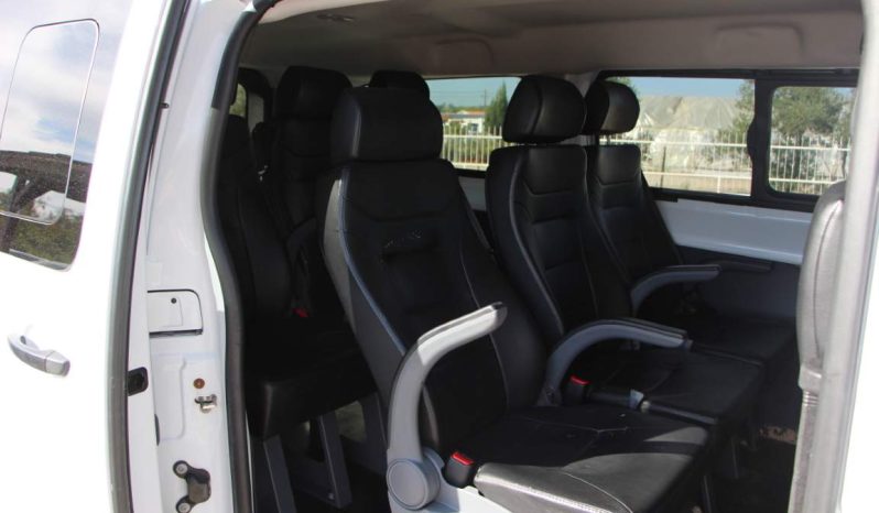 
								Opel Vivaro Tourer full									