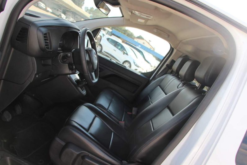 Opel Vivaro Tourer