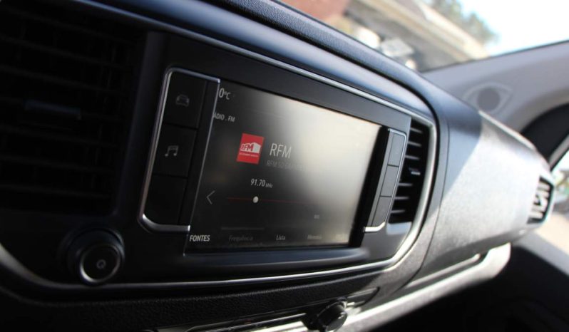 
								Opel Vivaro Tourer full									