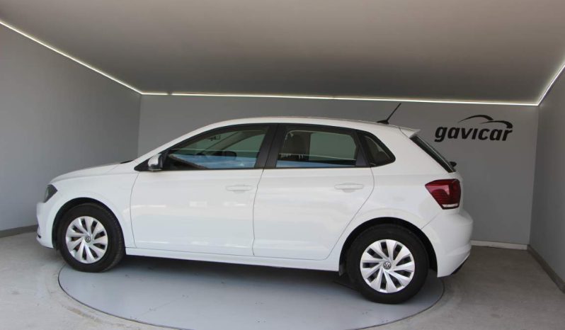 
								Volkswagen Polo full									