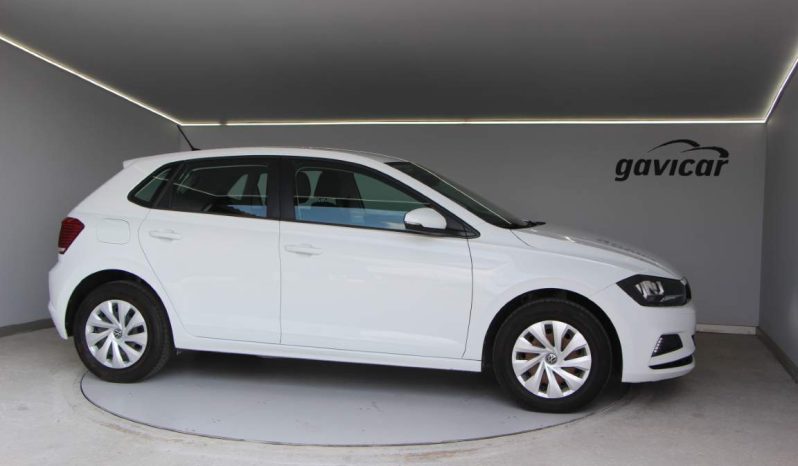
								Volkswagen Polo full									