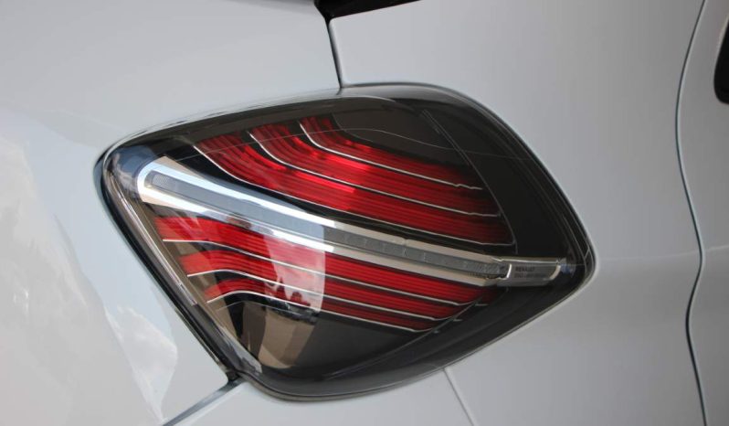 
								Renault Zoe full									