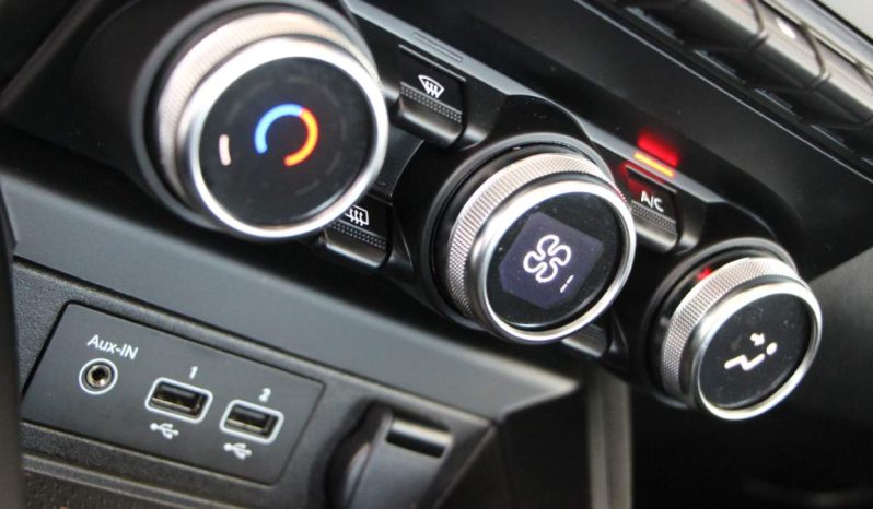 
								Renault Zoe full									